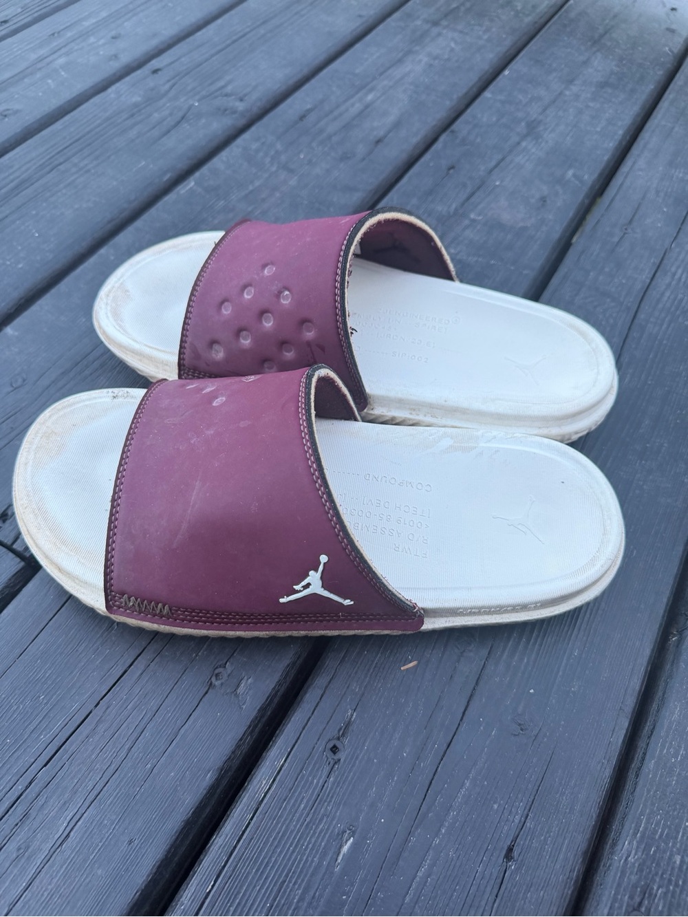 Jordan Men’s Maroon and White Slide Sandals